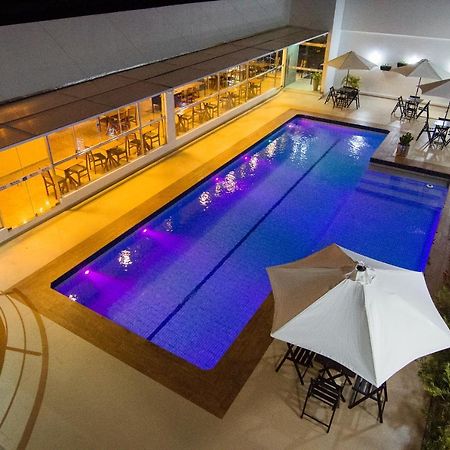 Royal Hotel & Gastronomia มากาปา ภายนอก รูปภาพ